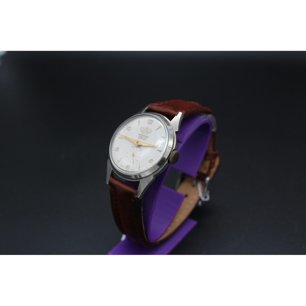 Vintage Windsor Genève Mechanical Watch Serviced Swiss Sub Seconds Antimagnetic
